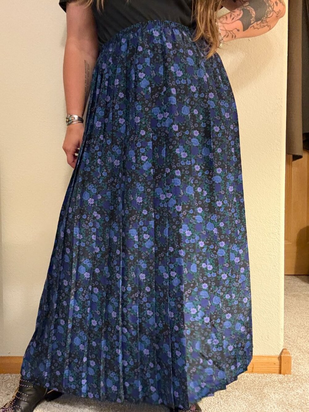 Vintage Leslie Fay Dark Floral Pleated Midi Elastic Waist Skirt Plus Size 16/18 - Picture 8 of 9